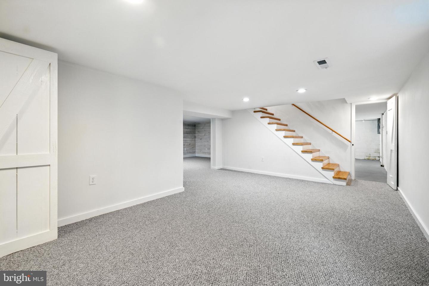 6 CHARLES ST, LURAY, Virginia 22835, 3 Bedrooms Bedrooms, ,2 BathroomsBathrooms,Residential,For sale,6 CHARLES ST,VAPA2005074 MLS # VAPA2005074