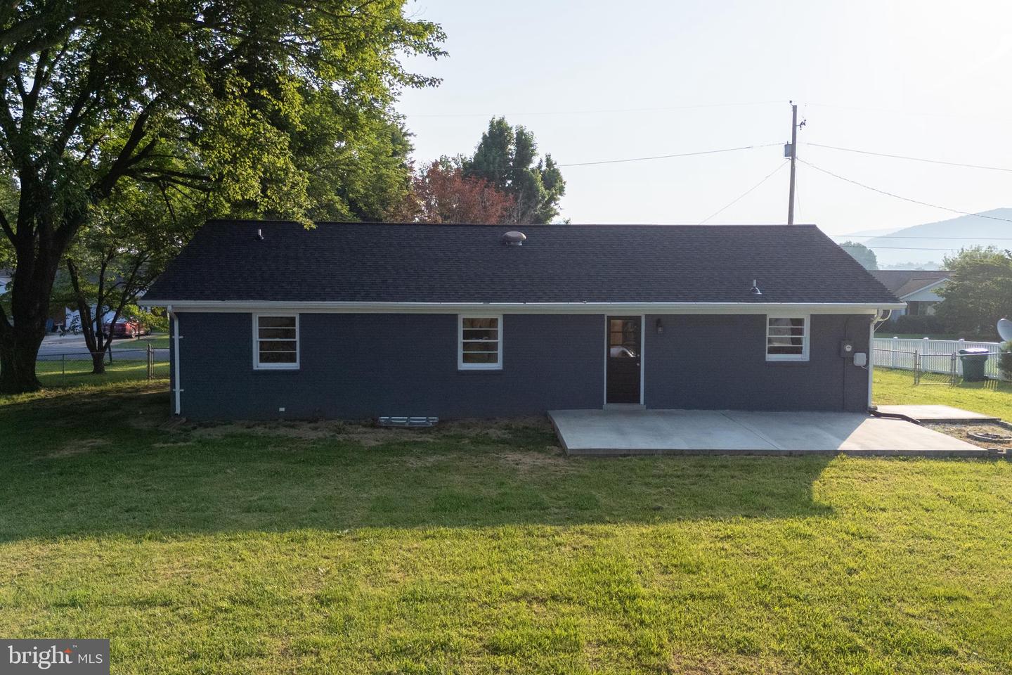 6 CHARLES ST, LURAY, Virginia 22835, 3 Bedrooms Bedrooms, ,2 BathroomsBathrooms,Residential,For sale,6 CHARLES ST,VAPA2005074 MLS # VAPA2005074