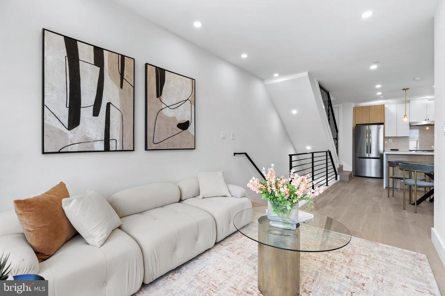 3923 14TH ST NW #PH7, WASHINGTON, District Of Columbia 20011, 2 Bedrooms Bedrooms, ,2 BathroomsBathrooms,Residential,For sale,3923 14TH ST NW #PH7,DCDC2207652 MLS # DCDC2207652
