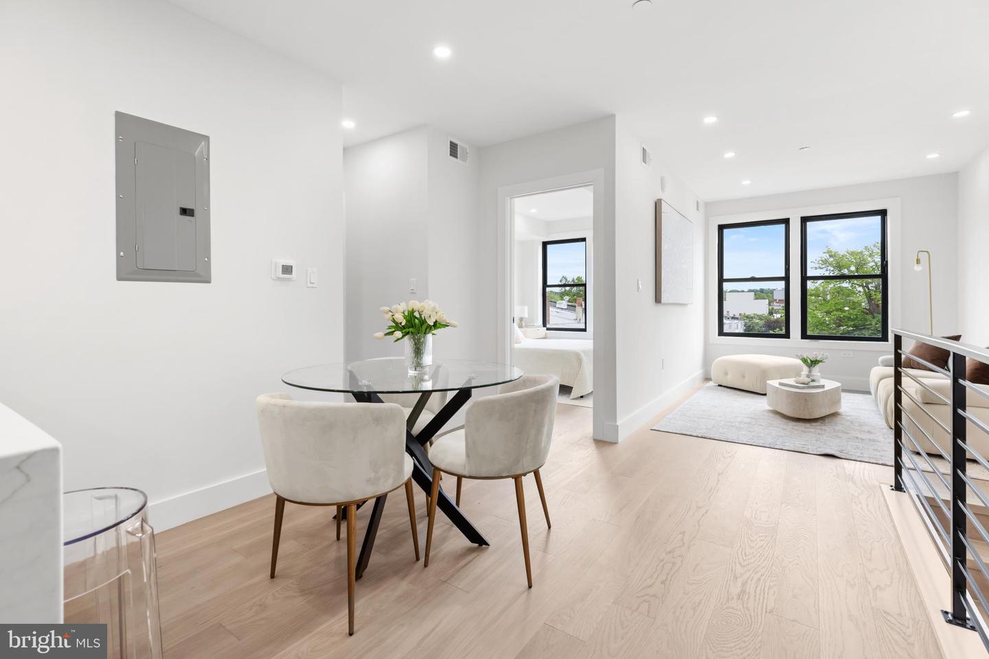 3923 14TH ST NW #PH7, WASHINGTON, District Of Columbia 20011, 2 Bedrooms Bedrooms, ,2 BathroomsBathrooms,Residential,For sale,3923 14TH ST NW #PH7,DCDC2207652 MLS # DCDC2207652