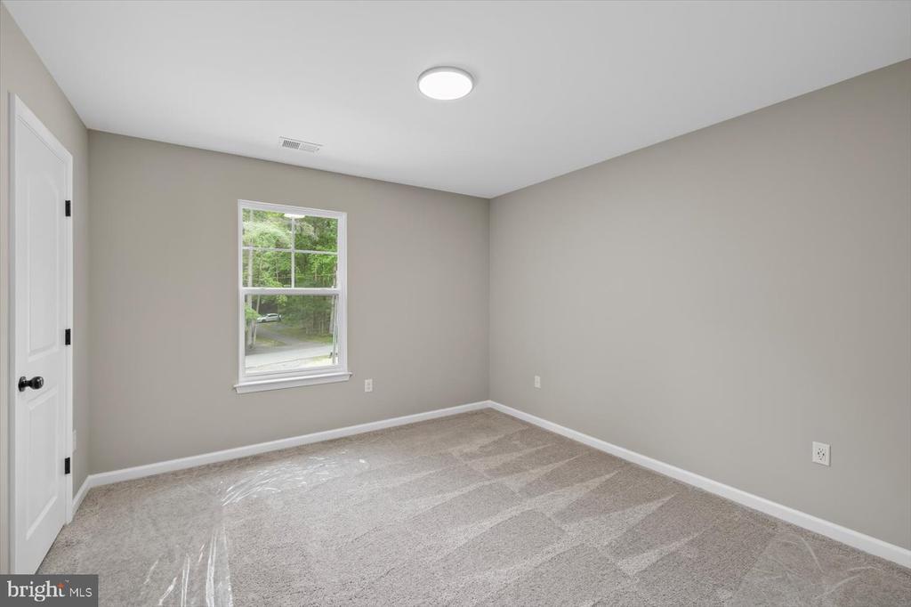 12521 WILDERNESS PARK DR, SPOTSYLVANIA, Virginia 22551, 4 Bedrooms Bedrooms, ,2 BathroomsBathrooms,Residential,12521 WILDERNESS PARK DR,VASP2034268 MLS # VASP2034268