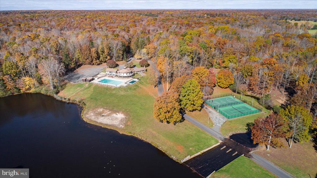 12521 WILDERNESS PARK DR, SPOTSYLVANIA, Virginia 22551, 4 Bedrooms Bedrooms, ,2 BathroomsBathrooms,Residential,12521 WILDERNESS PARK DR,VASP2034268 MLS # VASP2034268