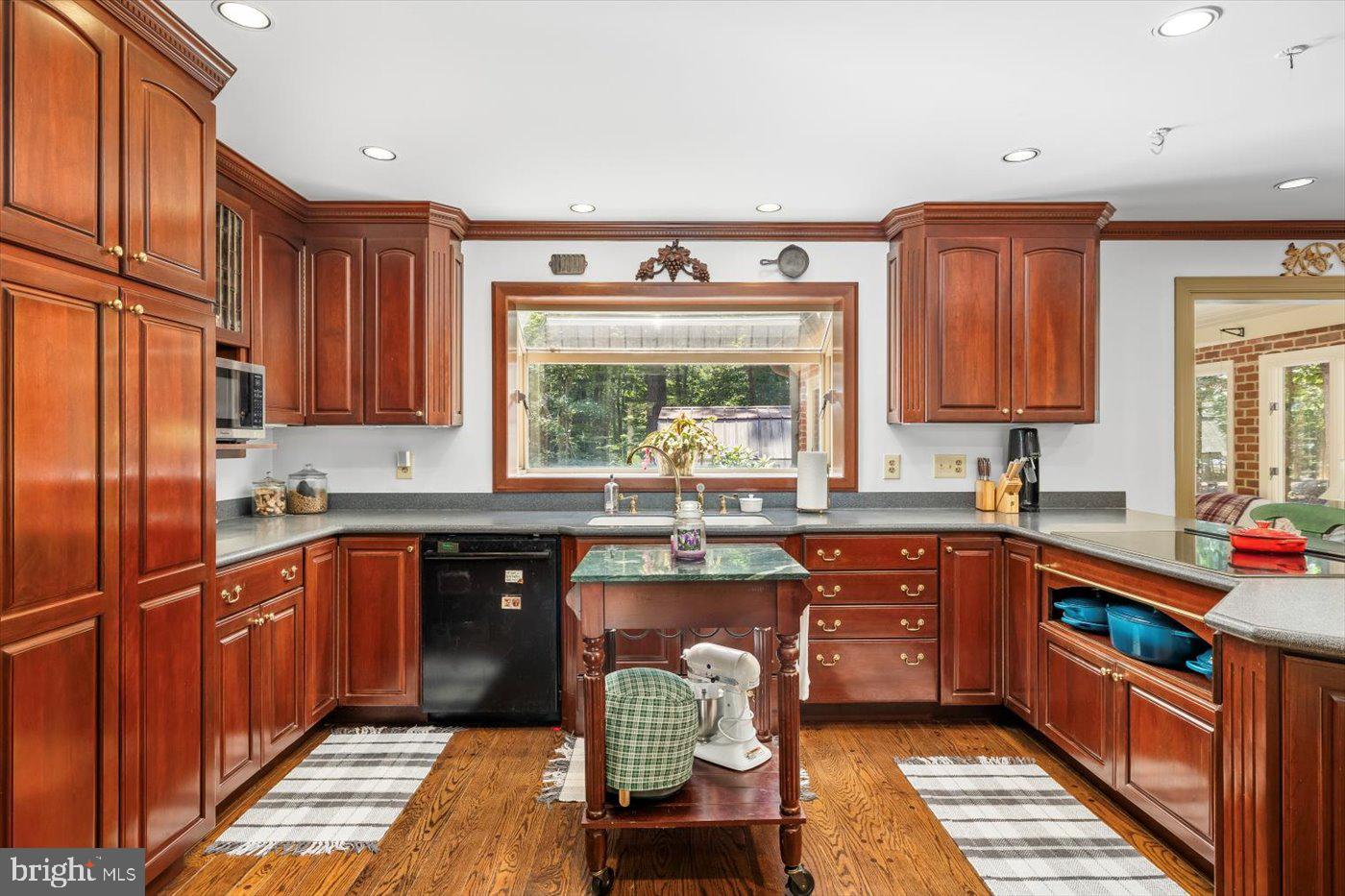 100 W RIVER BEND RD, FREDERICKSBURG, Virginia 22407, 5 Bedrooms Bedrooms, ,3 BathroomsBathrooms,Residential,For sale,100 W RIVER BEND RD,VASP2034214 MLS # VASP2034214