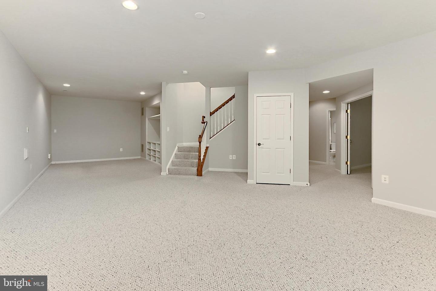 42587 GOOD HOPE LN, BRAMBLETON, Virginia 20148, 5 Bedrooms Bedrooms, ,3 BathroomsBathrooms,Residential,For sale,42587 GOOD HOPE LN,VALO2100530 MLS # VALO2100530