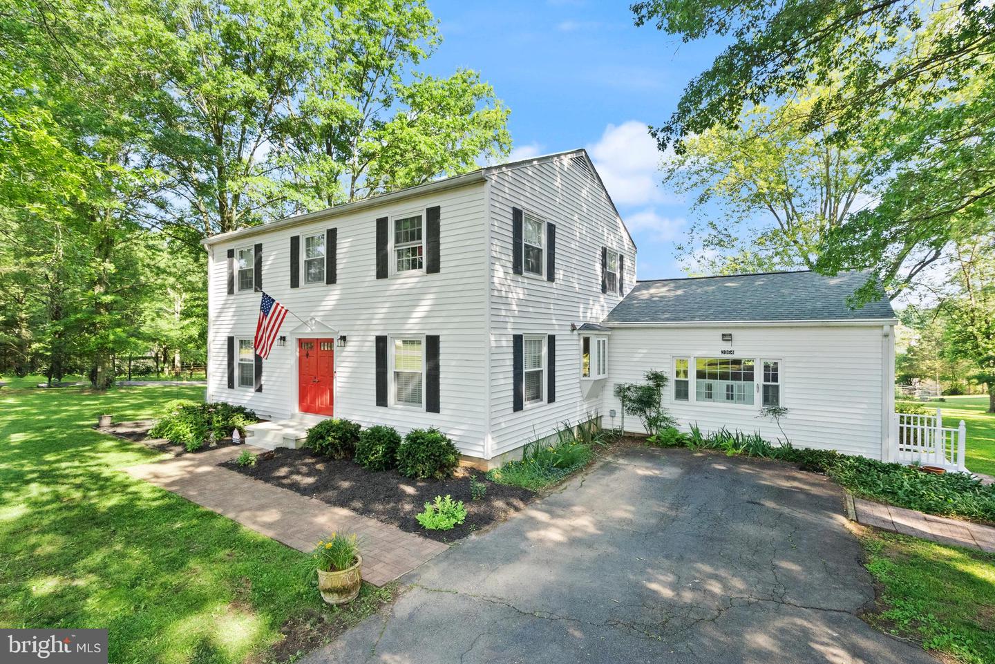 3984 DUMFRIES RD, CATLETT, Virginia 20119, 3 Bedrooms Bedrooms, ,2 BathroomsBathrooms,Residential,For sale,3984 DUMFRIES RD,VAFQ2017196 MLS # VAFQ2017196