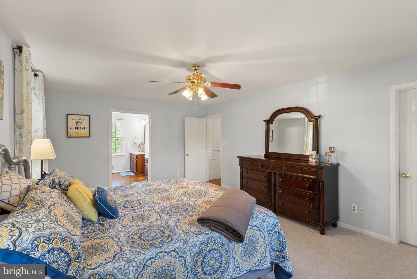 3984 DUMFRIES RD, CATLETT, Virginia 20119, 3 Bedrooms Bedrooms, ,2 BathroomsBathrooms,Residential,For sale,3984 DUMFRIES RD,VAFQ2017196 MLS # VAFQ2017196