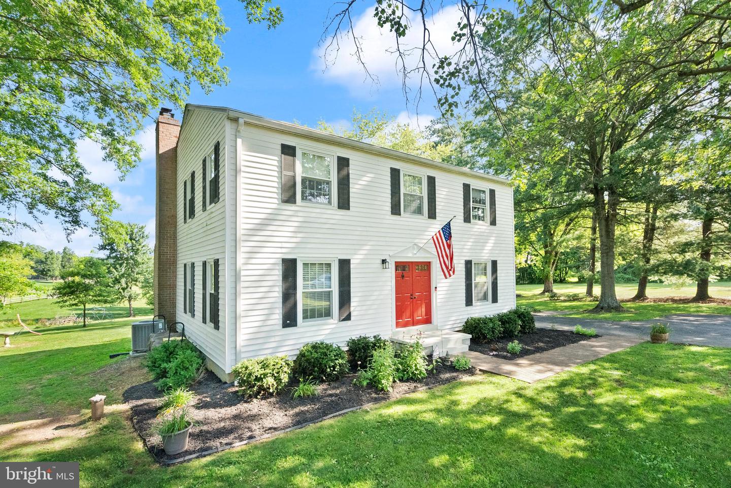 3984 DUMFRIES RD, CATLETT, Virginia 20119, 3 Bedrooms Bedrooms, ,2 BathroomsBathrooms,Residential,For sale,3984 DUMFRIES RD,VAFQ2017196 MLS # VAFQ2017196