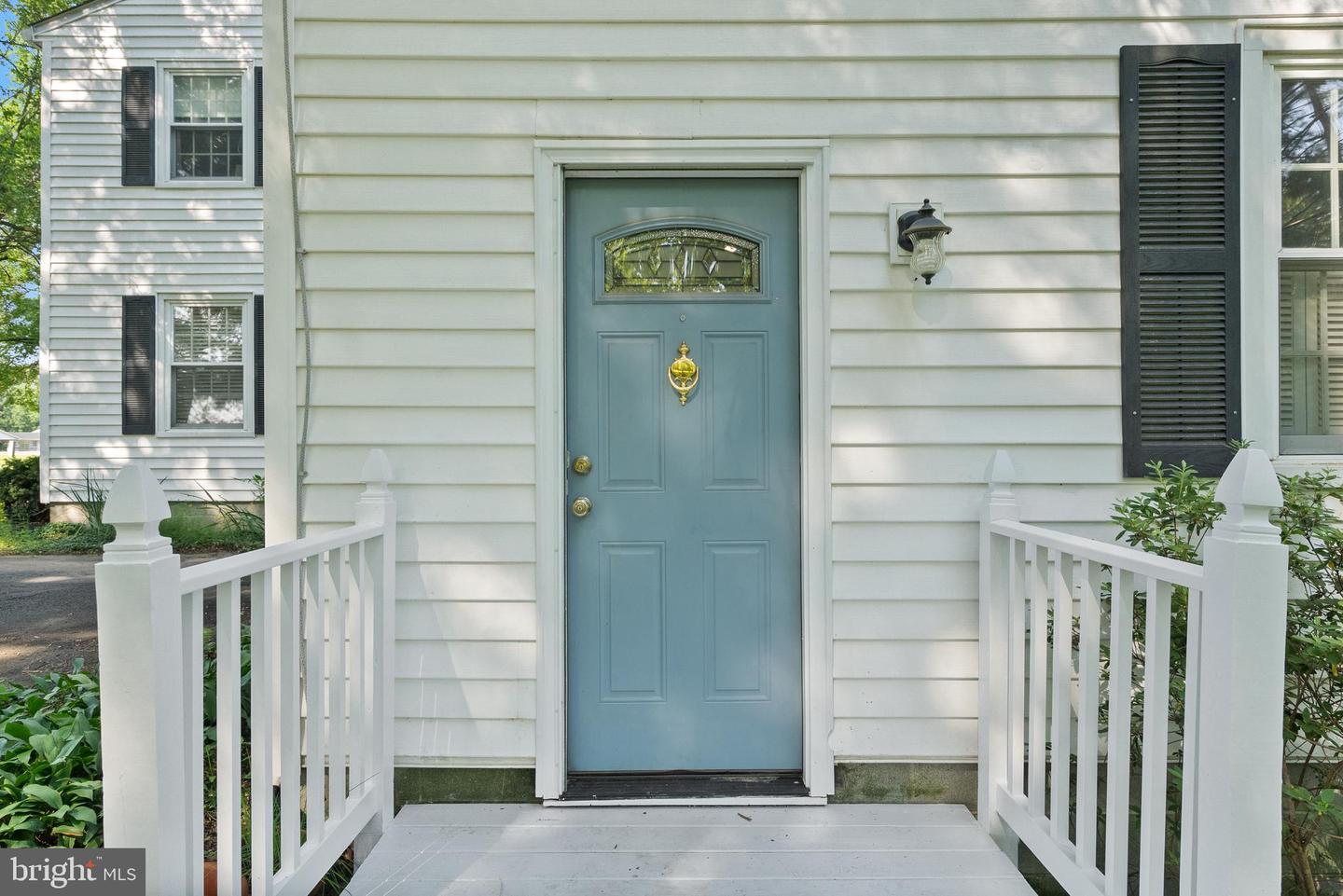 3984 DUMFRIES RD, CATLETT, Virginia 20119, 3 Bedrooms Bedrooms, ,2 BathroomsBathrooms,Residential,For sale,3984 DUMFRIES RD,VAFQ2017196 MLS # VAFQ2017196