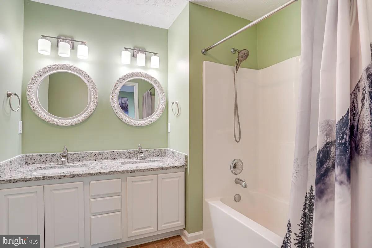 4 BRUMBACK AVE, LURAY, Virginia 22835, 3 Bedrooms Bedrooms, ,2 BathroomsBathrooms,Residential,For sale,4 BRUMBACK AVE,VAPA2005084 MLS # VAPA2005084