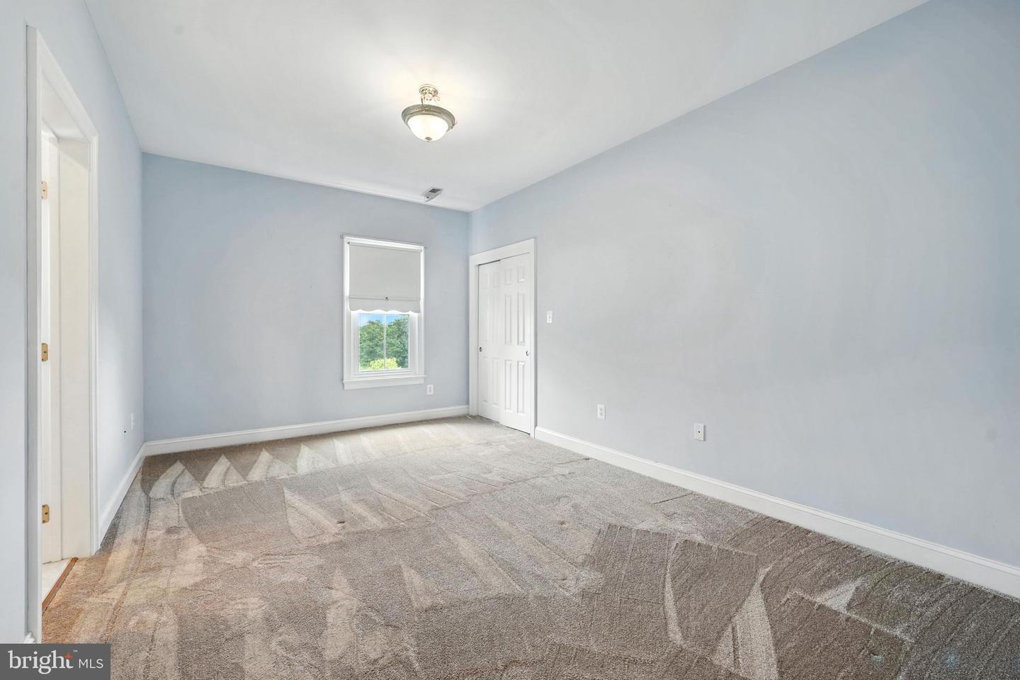 34844 APPLE PRIDE CT, ROUND HILL, Virginia 20141, 5 Bedrooms Bedrooms, ,4 BathroomsBathrooms,Residential,For sale,34844 APPLE PRIDE CT,VALO2100626 MLS # VALO2100626