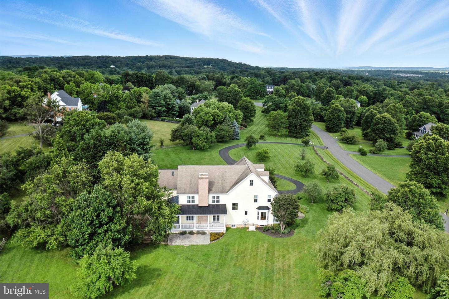 34844 APPLE PRIDE CT, ROUND HILL, Virginia 20141, 5 Bedrooms Bedrooms, ,4 BathroomsBathrooms,Residential,For sale,34844 APPLE PRIDE CT,VALO2100626 MLS # VALO2100626