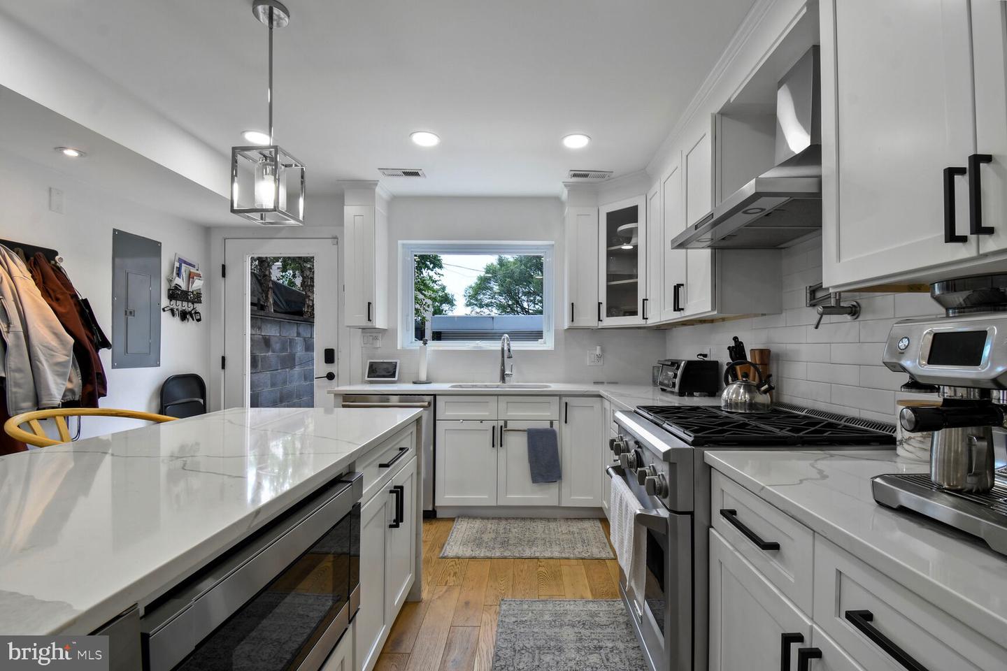 1427 K ST SE, WASHINGTON, District Of Columbia 20003, 4 Bedrooms Bedrooms, ,3 BathroomsBathrooms,Residential,For sale,1427 K ST SE,DCDC2207896 MLS # DCDC2207896