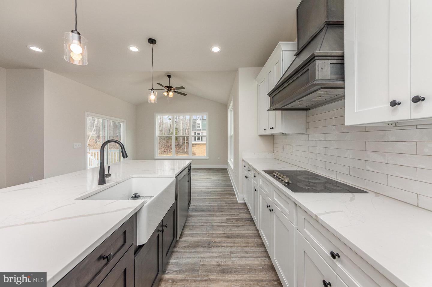 15206 LOST HORIZON LN, FREDERICKSBURG, Virginia 22407, 4 Bedrooms Bedrooms, 18 Rooms Rooms,3 BathroomsBathrooms,Residential,For sale,15206 LOST HORIZON LN,VASP2034270 MLS # VASP2034270