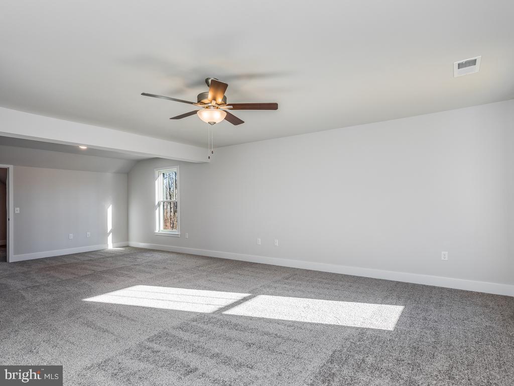 15206 LOST HORIZON LN, FREDERICKSBURG, Virginia 22407, 4 Bedrooms Bedrooms, 18 Rooms Rooms,3 BathroomsBathrooms,Residential,For sale,15206 LOST HORIZON LN,VASP2034270 MLS # VASP2034270