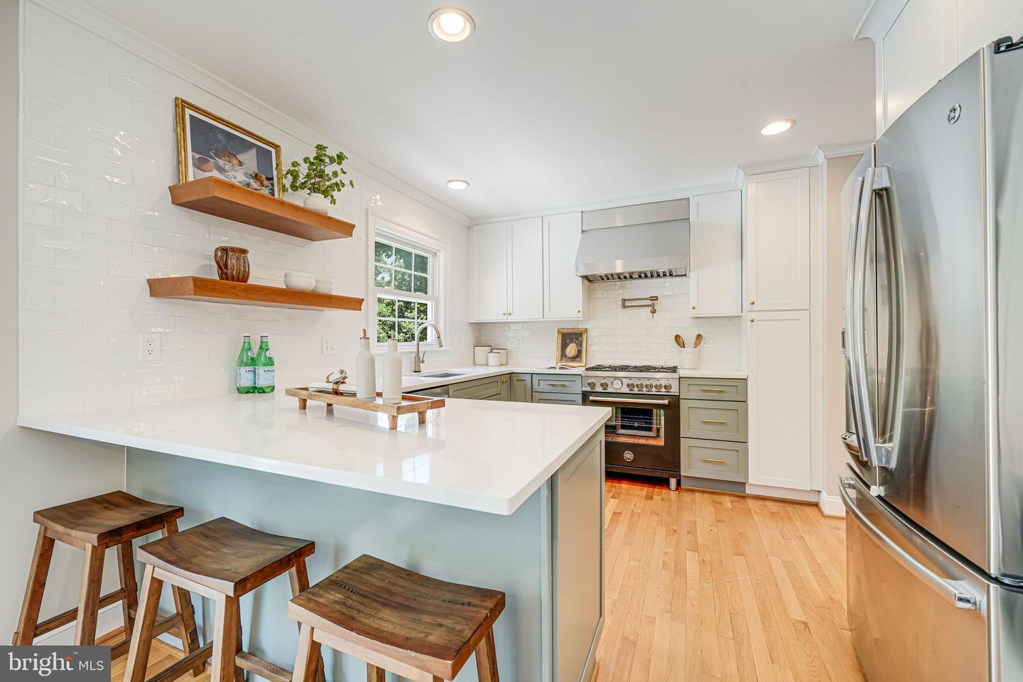 1930 FOXHALL RD, MCLEAN, Virginia 22101, 4 Bedrooms Bedrooms, ,2 BathroomsBathrooms,Residential,For sale,1930 FOXHALL RD,VAFX2252314 MLS # VAFX2252314