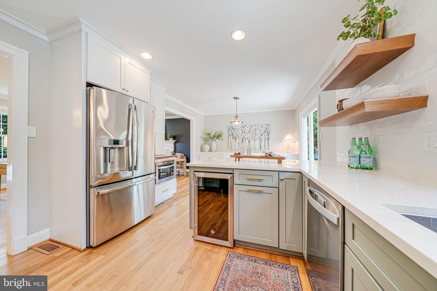 1930 FOXHALL RD, MCLEAN, Virginia 22101, 4 Bedrooms Bedrooms, ,2 BathroomsBathrooms,Residential,For sale,1930 FOXHALL RD,VAFX2252314 MLS # VAFX2252314
