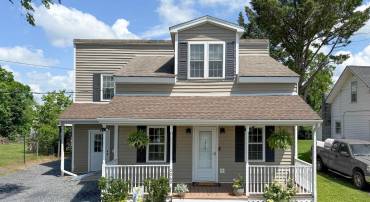2060 RICE AVE, WAYNESBORO, Virginia 22980, 2 Bedrooms Bedrooms, ,2 BathroomsBathrooms,Residential,2060 RICE AVE,665638 MLS # 665638