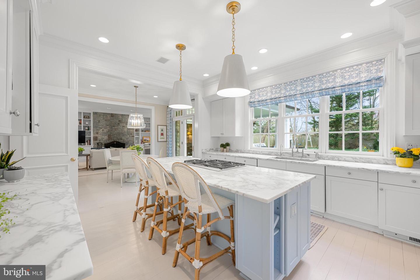 2950 CHAIN BRIDGE RD NW, WASHINGTON, District Of Columbia 20016, 6 Bedrooms Bedrooms, ,7 BathroomsBathrooms,Residential,For sale,2950 CHAIN BRIDGE RD NW,DCDC2208120 MLS # DCDC2208120