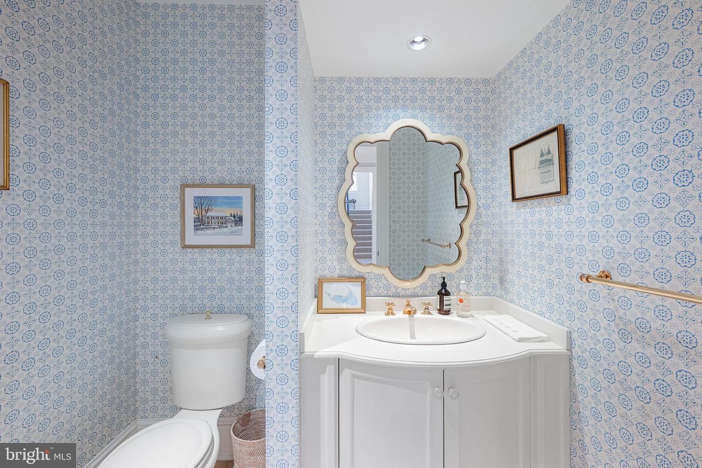 2950 CHAIN BRIDGE RD NW, WASHINGTON, District Of Columbia 20016, 6 Bedrooms Bedrooms, ,7 BathroomsBathrooms,Residential,For sale,2950 CHAIN BRIDGE RD NW,DCDC2208120 MLS # DCDC2208120