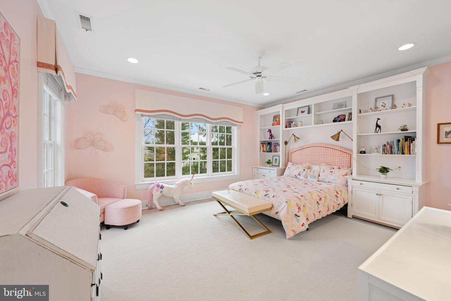 2950 CHAIN BRIDGE RD NW, WASHINGTON, District Of Columbia 20016, 6 Bedrooms Bedrooms, ,7 BathroomsBathrooms,Residential,For sale,2950 CHAIN BRIDGE RD NW,DCDC2208120 MLS # DCDC2208120
