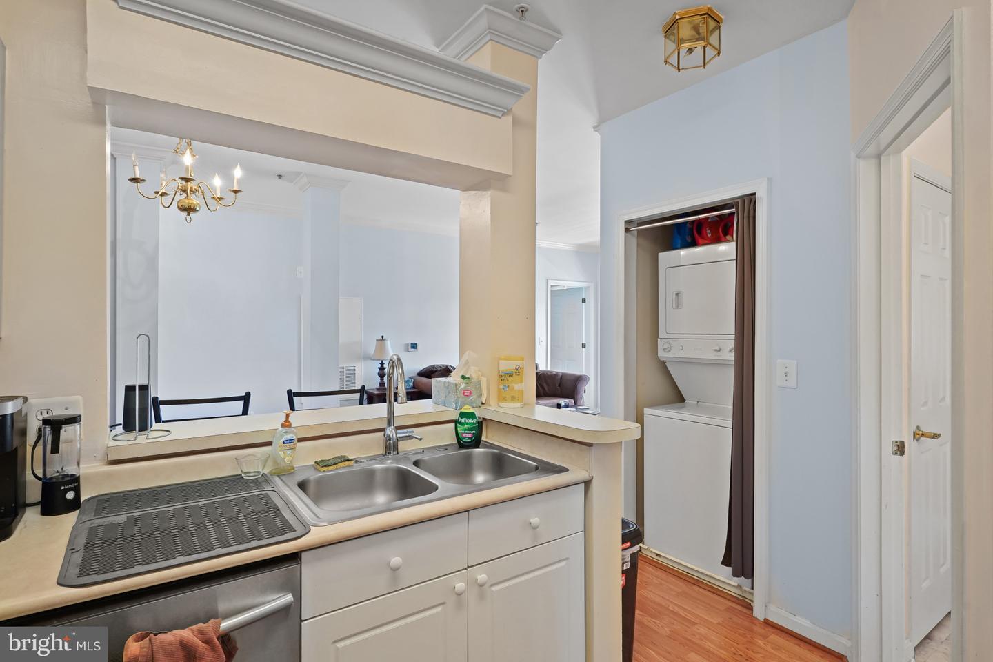 4551 STRUTFIELD LN #4315, ALEXANDRIA, Virginia 22311, 2 Bedrooms Bedrooms, ,2 BathroomsBathrooms,Residential,For sale,4551 STRUTFIELD LN #4315,VAAX2047002 MLS # VAAX2047002