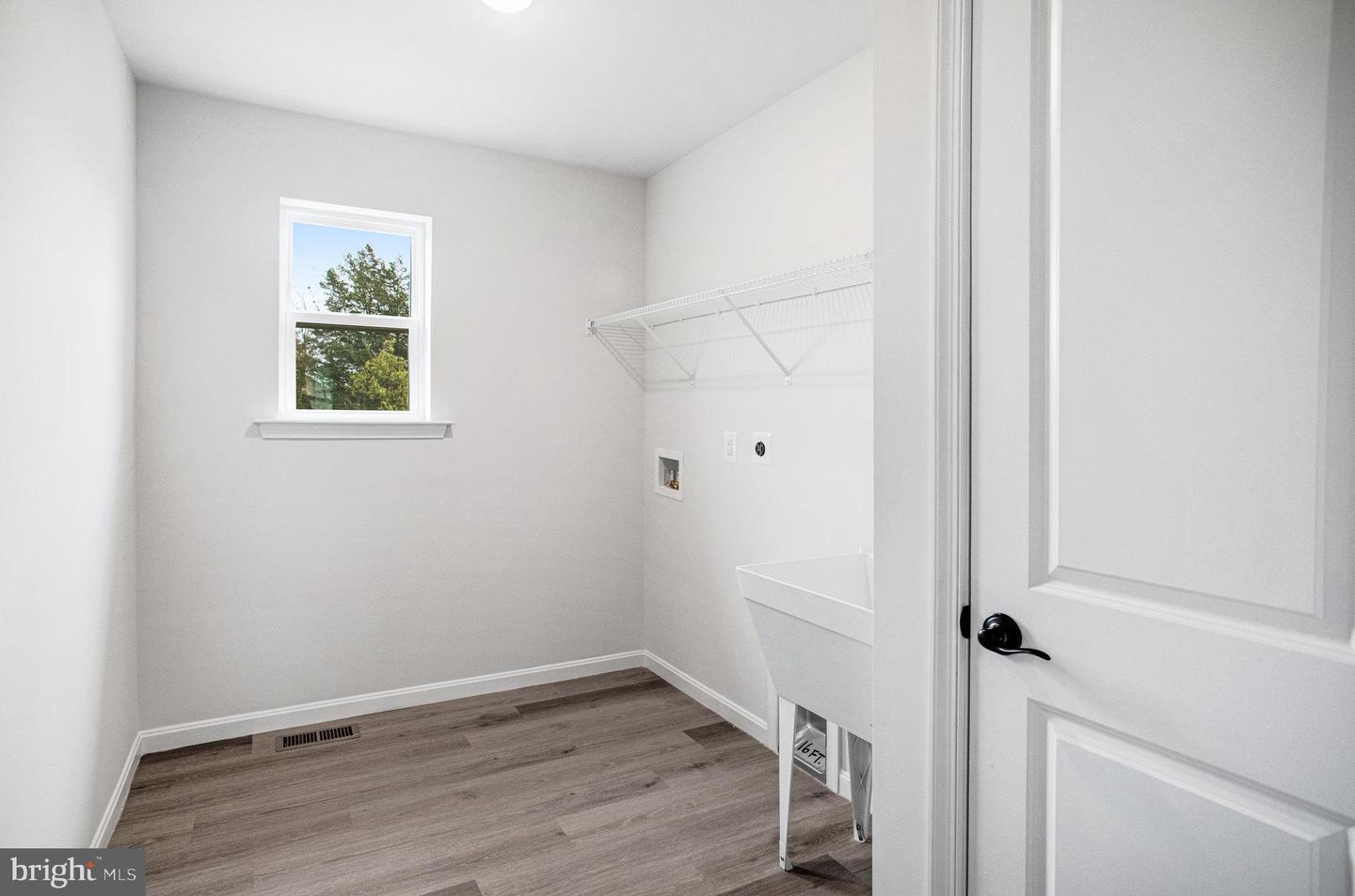 1084 WINTER PL, BEALETON, Virginia 22712, 3 Bedrooms Bedrooms, ,2 BathroomsBathrooms,Residential,For sale,1084 WINTER PL,VAFQ2017220 MLS # VAFQ2017220 1084 WINTER PL, BEALETON, Virginia 22712, 3 Bedrooms Bedrooms, ,2 BathroomsBathrooms,Residential,For sale,1084 WINTER PL,VAFQ2017220 MLS # VAFQ2017220