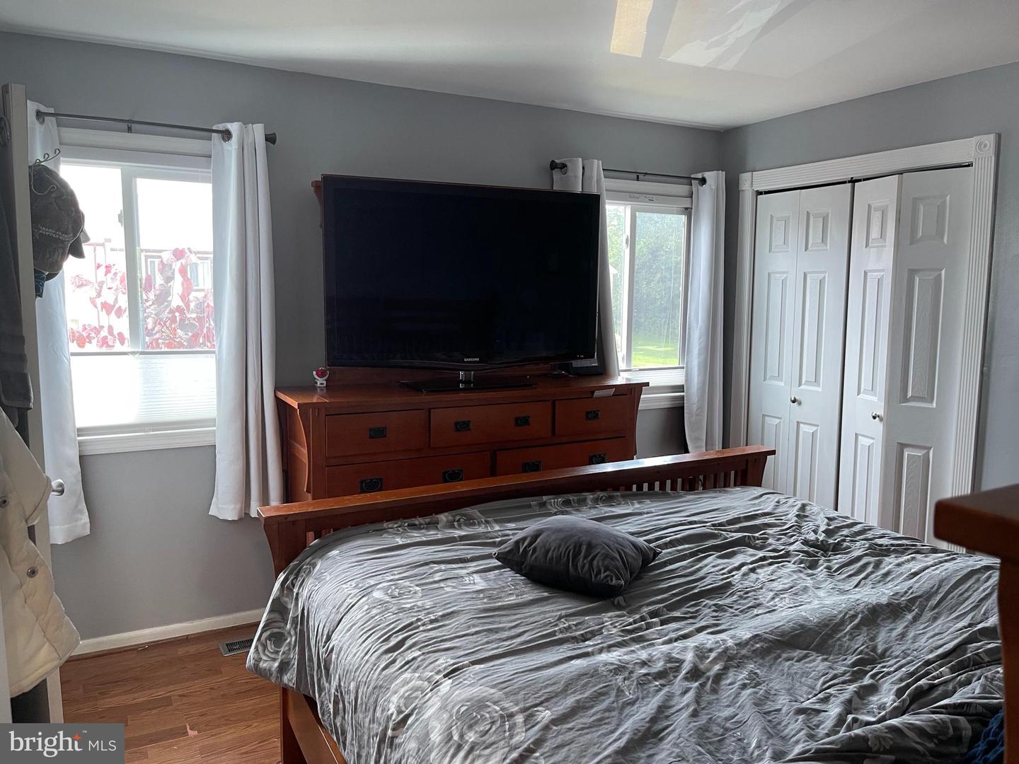 1020 QUEENS CT, HERNDON, Virginia 20170, 3 Bedrooms Bedrooms, ,2 BathroomsBathrooms,Residential,For sale,1020 QUEENS CT,VAFX2252388 MLS # VAFX2252388