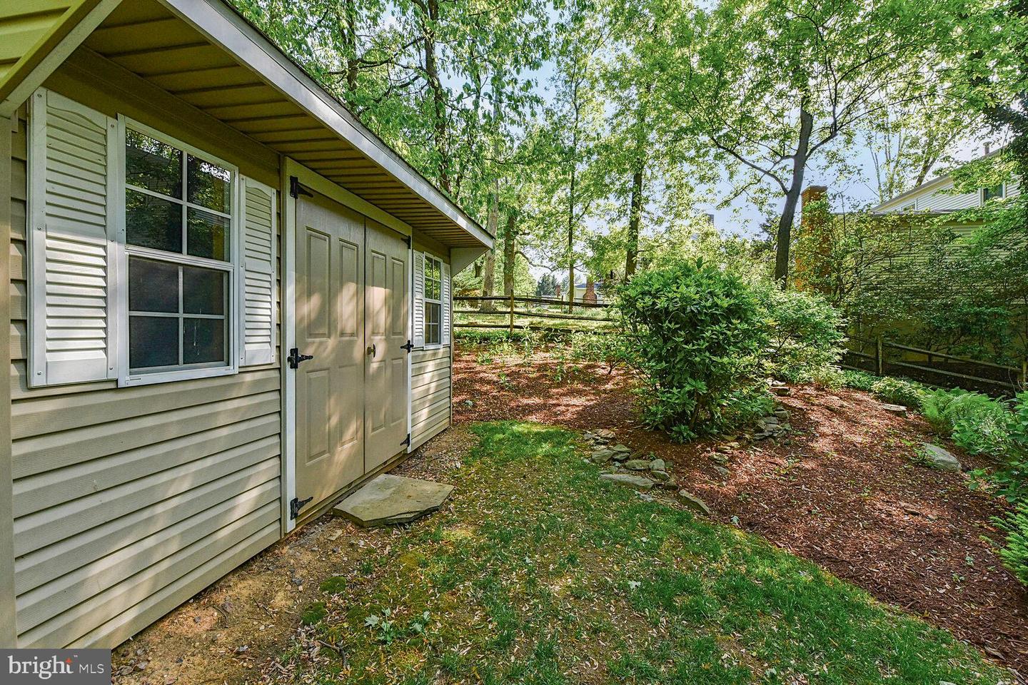 2241 SENSENEY LN, FALLS CHURCH, Virginia 22043, 5 Bedrooms Bedrooms, ,2 BathroomsBathrooms,Residential,For sale,2241 SENSENEY LN,VAFX2252390 MLS # VAFX2252390