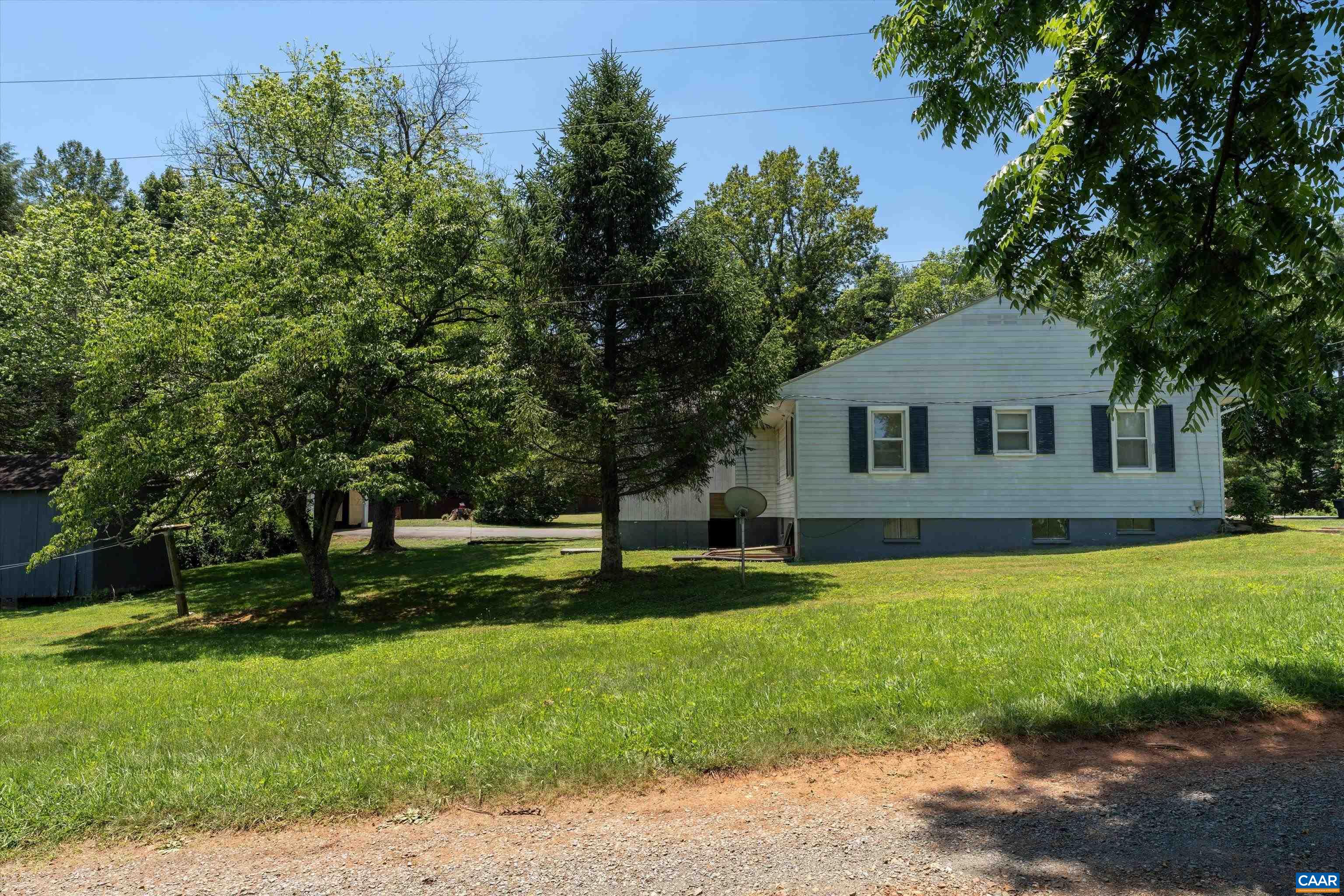 3035 SCOTTSVILLE RD, CHARLOTTESVILLE, Virginia 22902, 2 Bedrooms Bedrooms, ,2 BathroomsBathrooms,Residential,3035 SCOTTSVILLE RD,666050 MLS # 666050