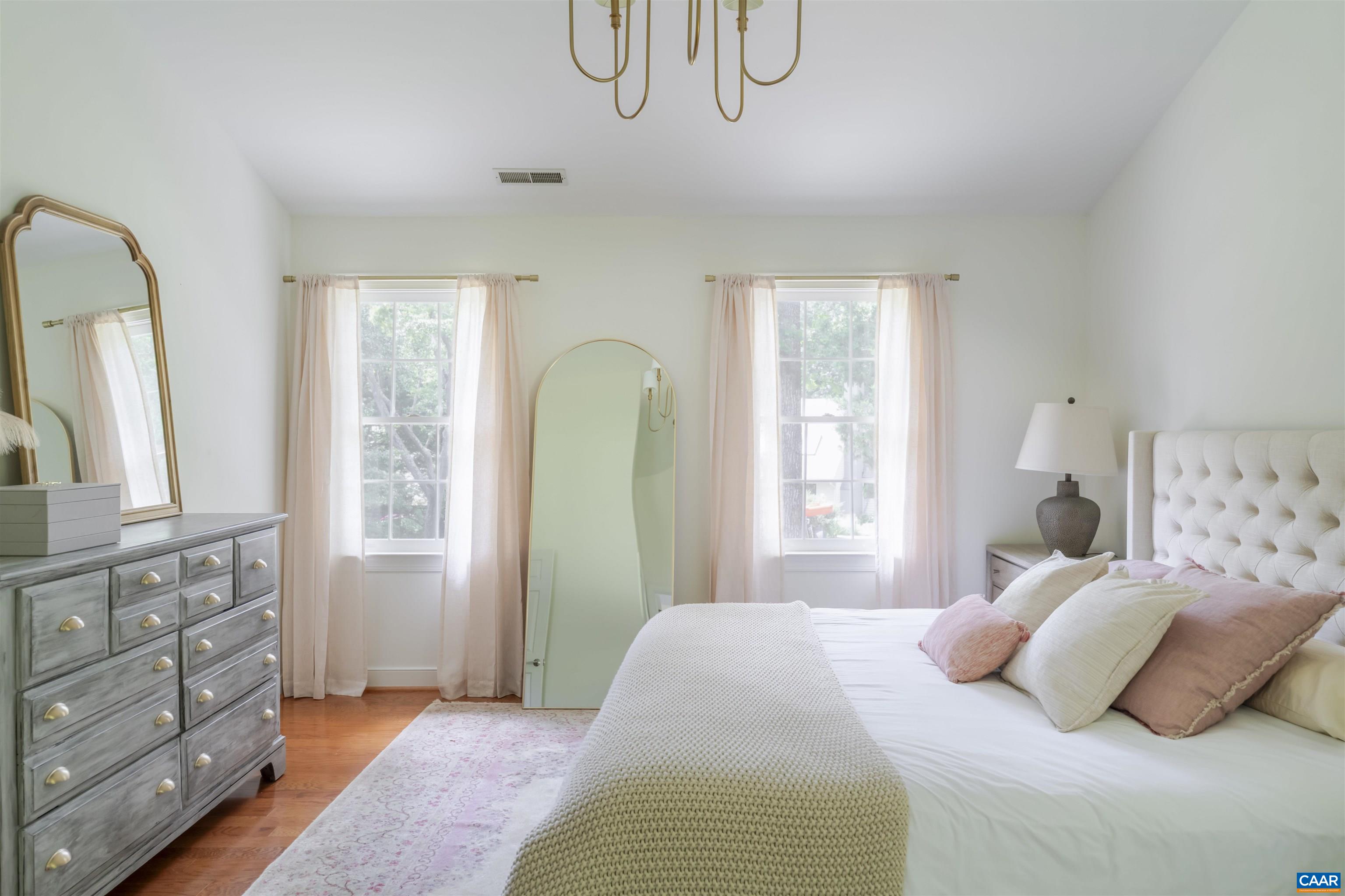 325 HERON LN, CHARLOTTESVILLE, Virginia 22903, 4 Bedrooms Bedrooms, ,2 BathroomsBathrooms,Residential,Updated Ivy 4 Bdrm w/ Pool,325 HERON LN,666112 MLS # 666112