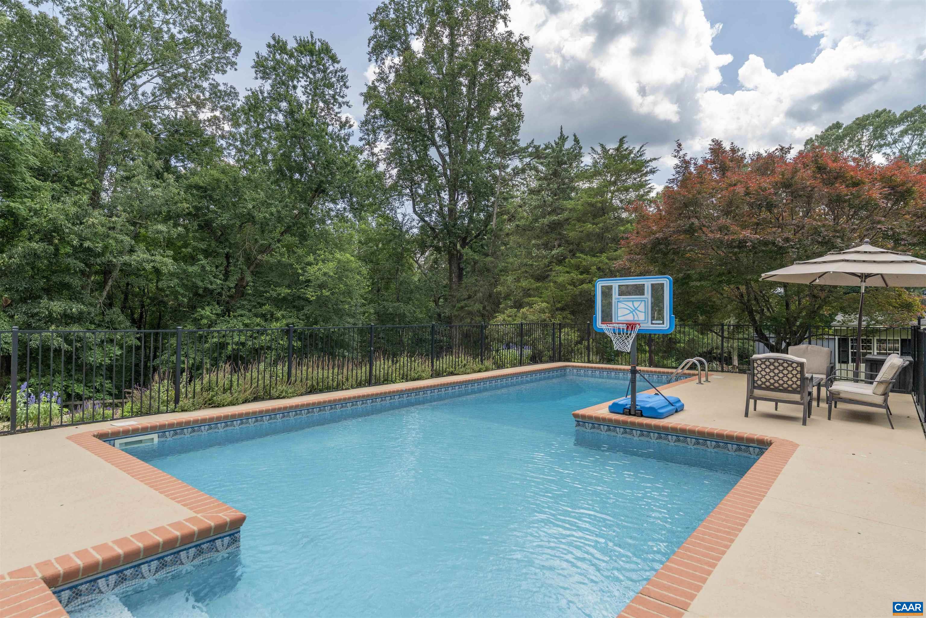 325 HERON LN, CHARLOTTESVILLE, Virginia 22903, 4 Bedrooms Bedrooms, ,2 BathroomsBathrooms,Residential,Updated Ivy 4 Bdrm w/ Pool,325 HERON LN,666112 MLS # 666112