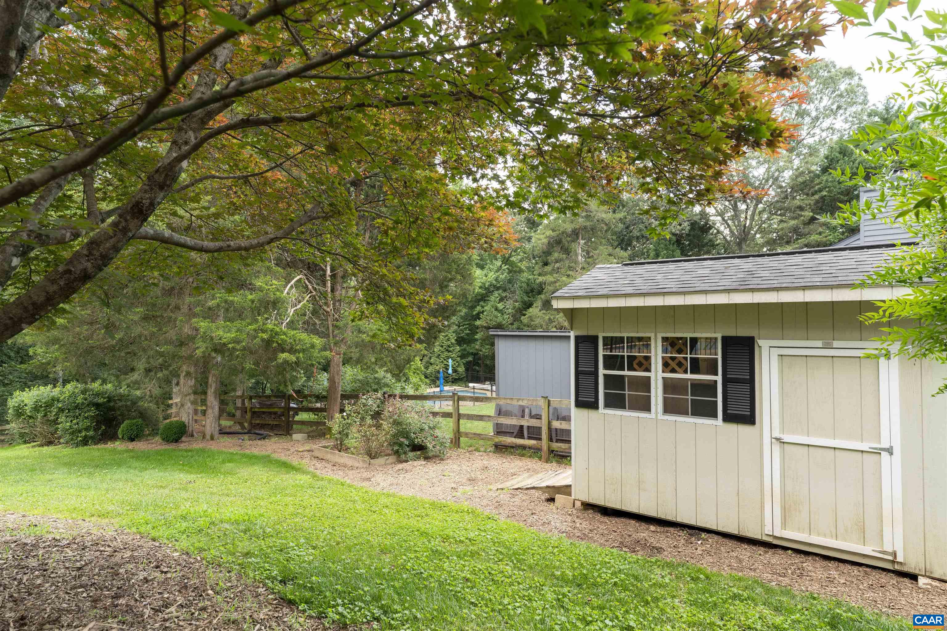 325 HERON LN, CHARLOTTESVILLE, Virginia 22903, 4 Bedrooms Bedrooms, ,2 BathroomsBathrooms,Residential,Updated Ivy 4 Bdrm w/ Pool,325 HERON LN,666112 MLS # 666112