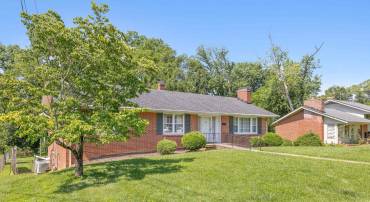 608 DAVIS AVE, CHARLOTTESVILLE, Virginia 22901, 3 Bedrooms Bedrooms, ,3 BathroomsBathrooms,Residential,608 DAVIS AVE,666120 MLS # 666120