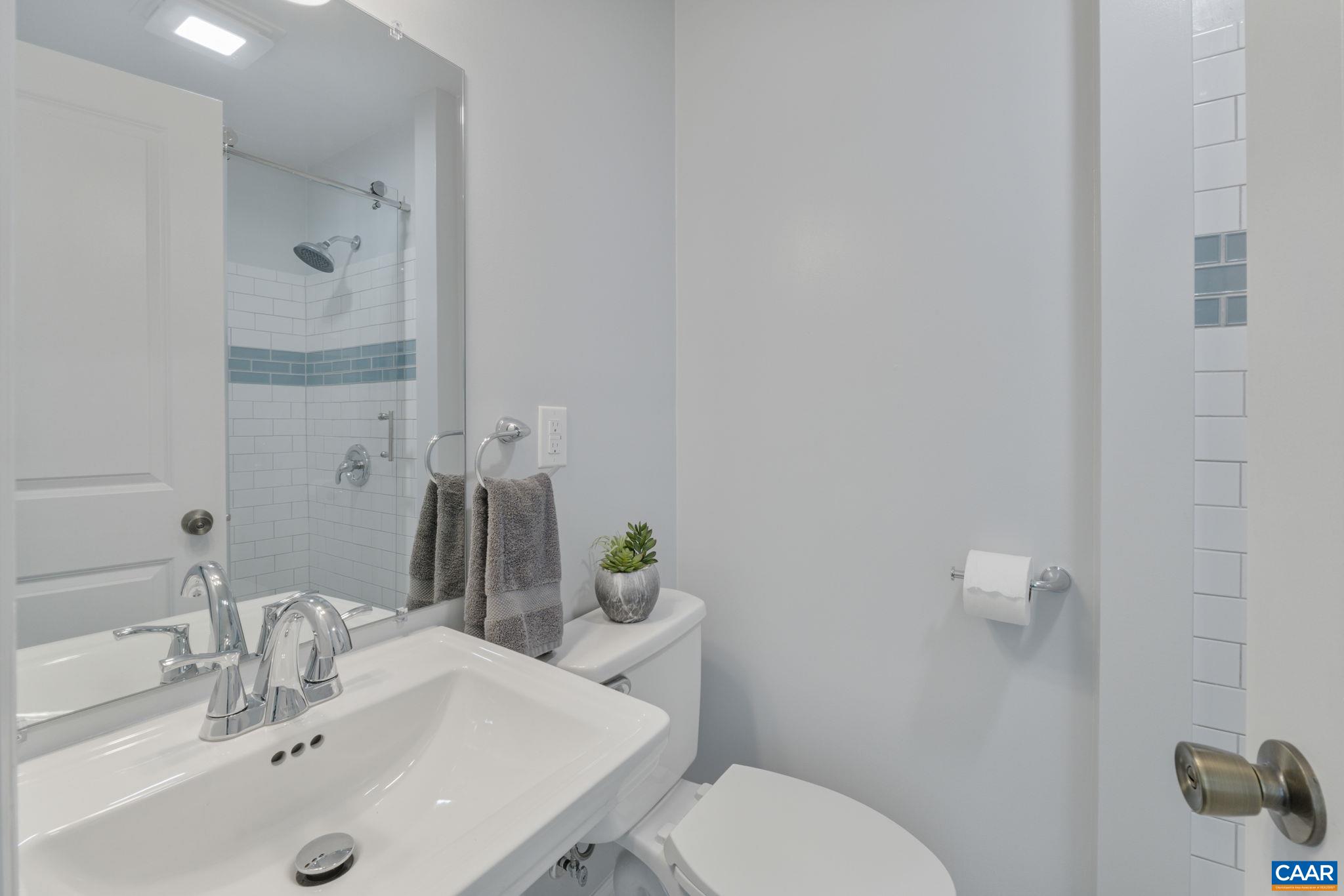 1526 BROAD AVE, CHARLOTTESVILLE, Virginia 22903, 3 Bedrooms Bedrooms, ,2 BathroomsBathrooms,Residential,1526 BROAD AVE,666142 MLS # 666142