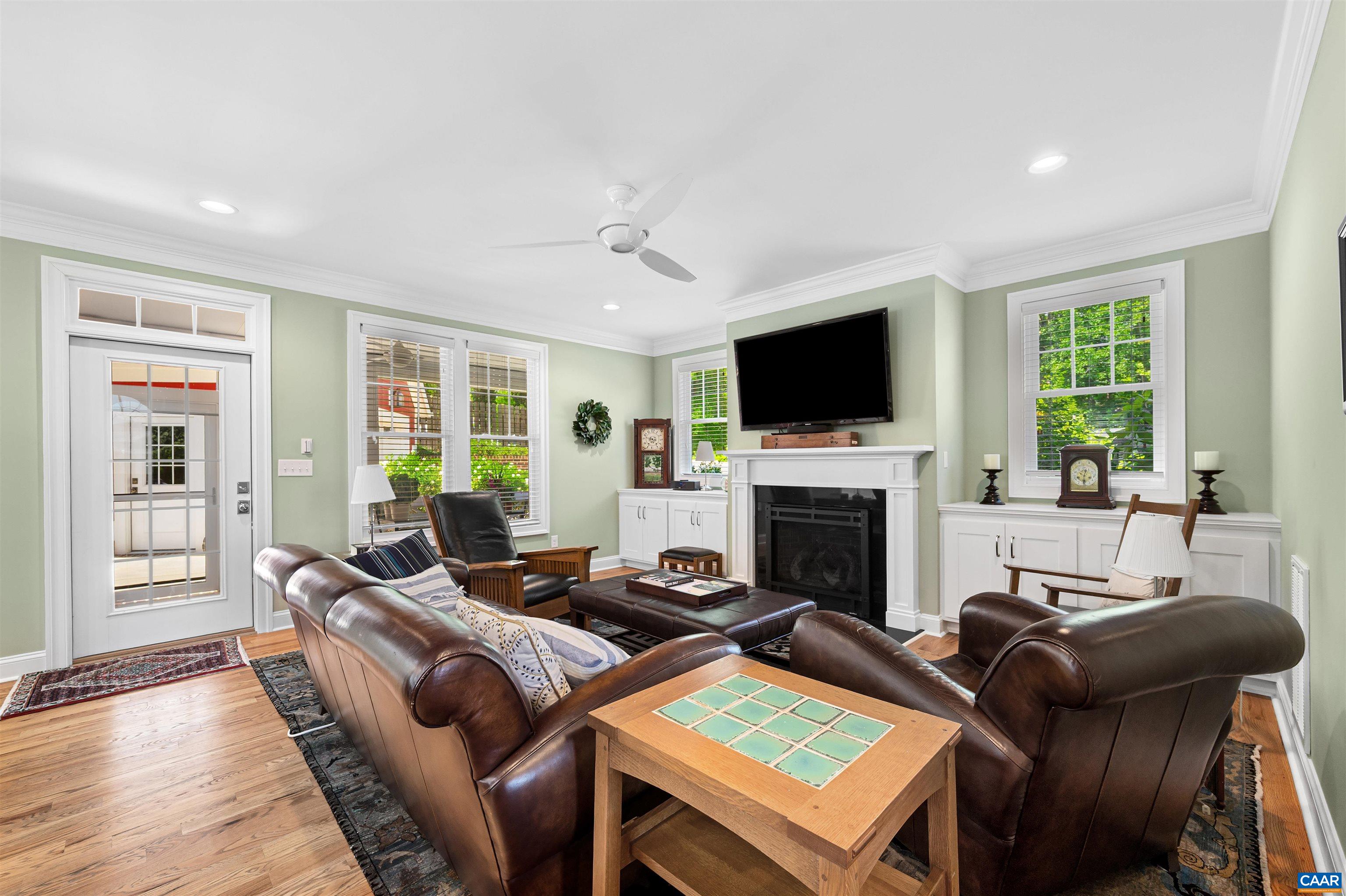 100 OAK LAWN DR, CHARLOTTESVILLE, Virginia 22903, 3 Bedrooms Bedrooms, ,3 BathroomsBathrooms,Residential,100 OAK LAWN DR,666148 MLS # 666148