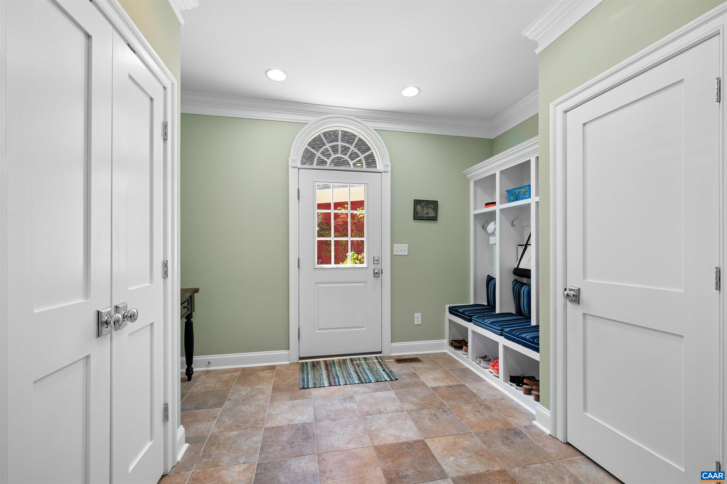 100 OAK LAWN DR, CHARLOTTESVILLE, Virginia 22903, 3 Bedrooms Bedrooms, ,3 BathroomsBathrooms,Residential,100 OAK LAWN DR,666148 MLS # 666148