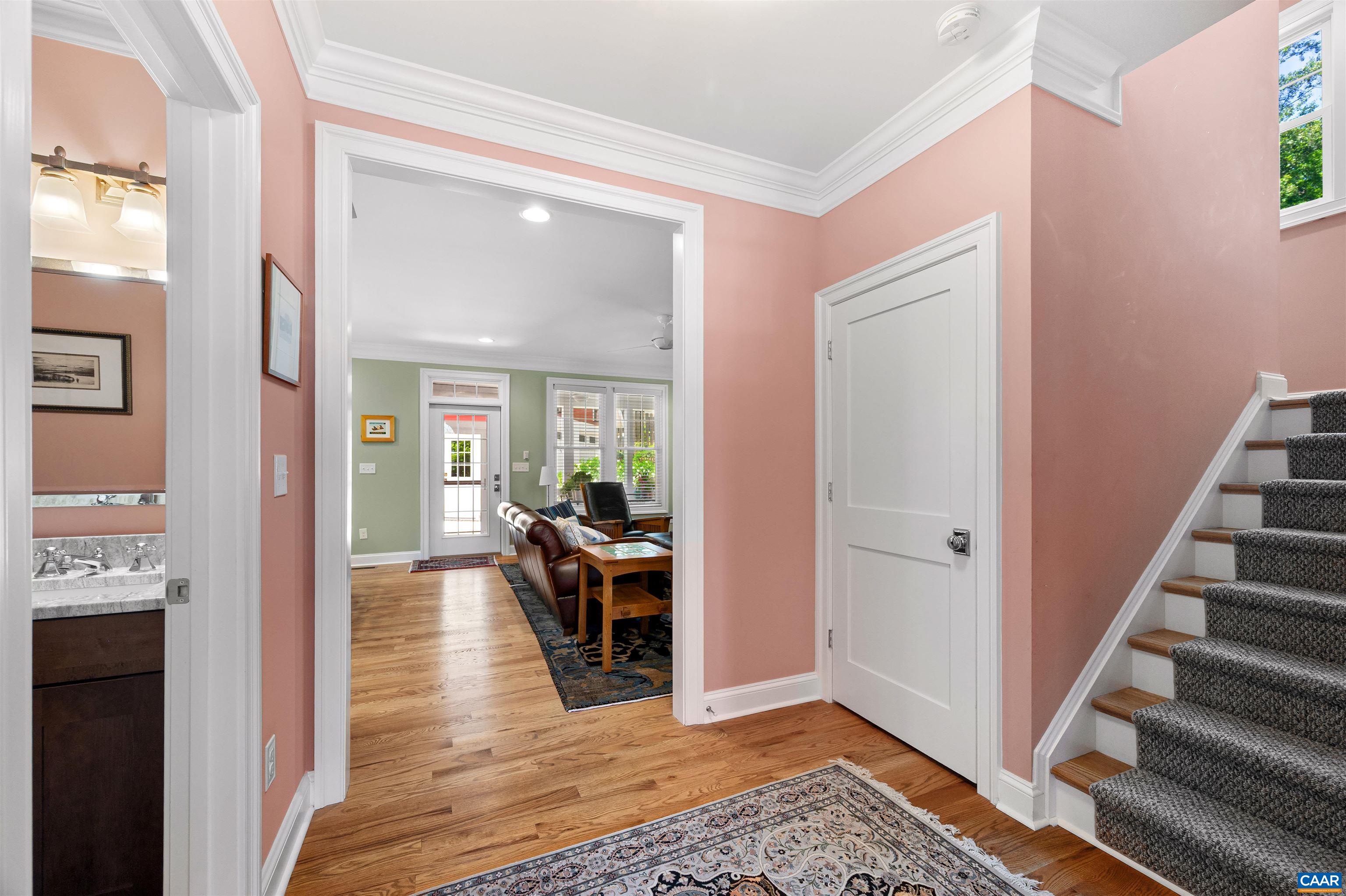 100 OAK LAWN DR, CHARLOTTESVILLE, Virginia 22903, 3 Bedrooms Bedrooms, ,3 BathroomsBathrooms,Residential,100 OAK LAWN DR,666148 MLS # 666148