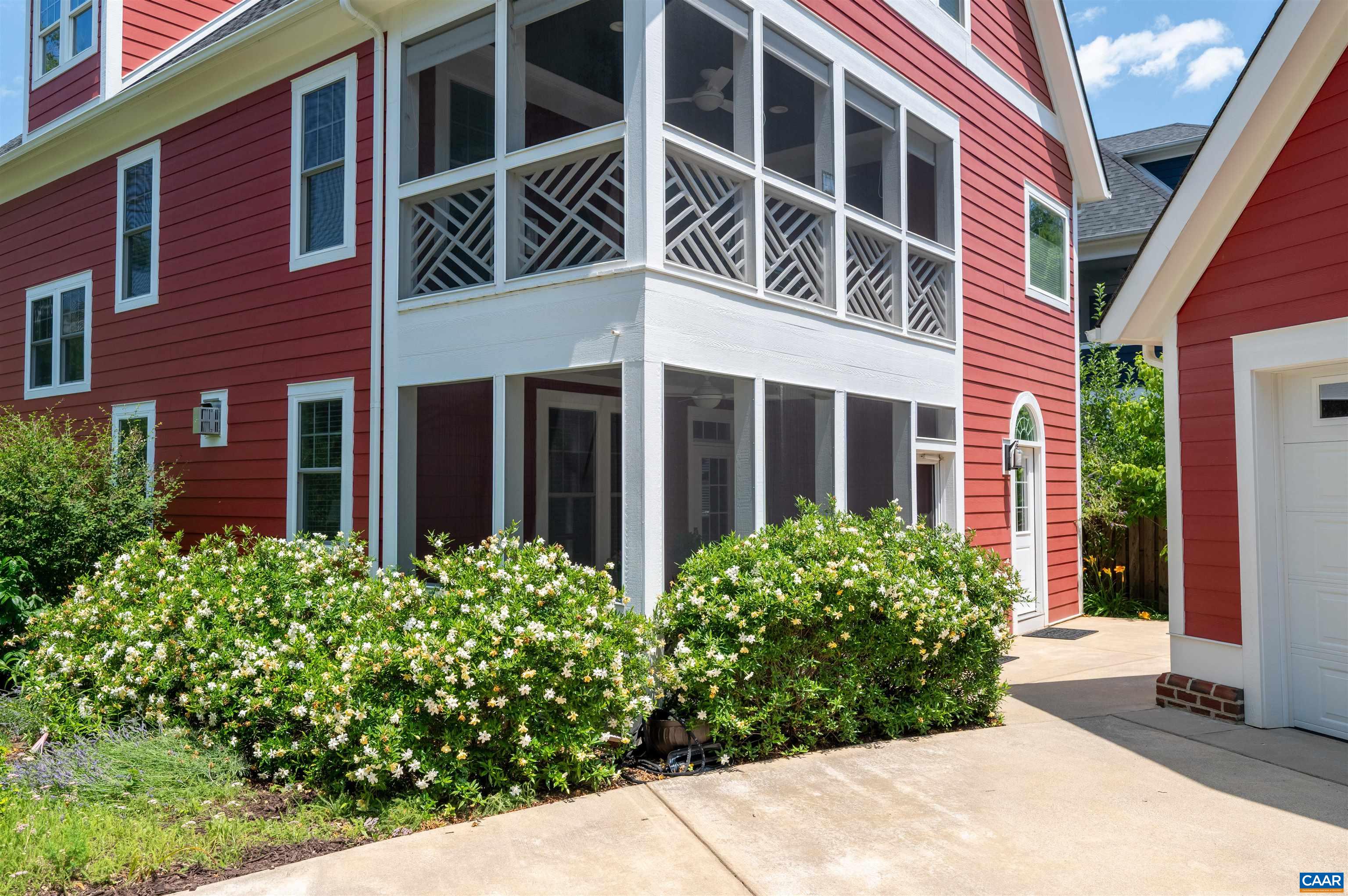 100 OAK LAWN DR, CHARLOTTESVILLE, Virginia 22903, 3 Bedrooms Bedrooms, ,3 BathroomsBathrooms,Residential,100 OAK LAWN DR,666148 MLS # 666148