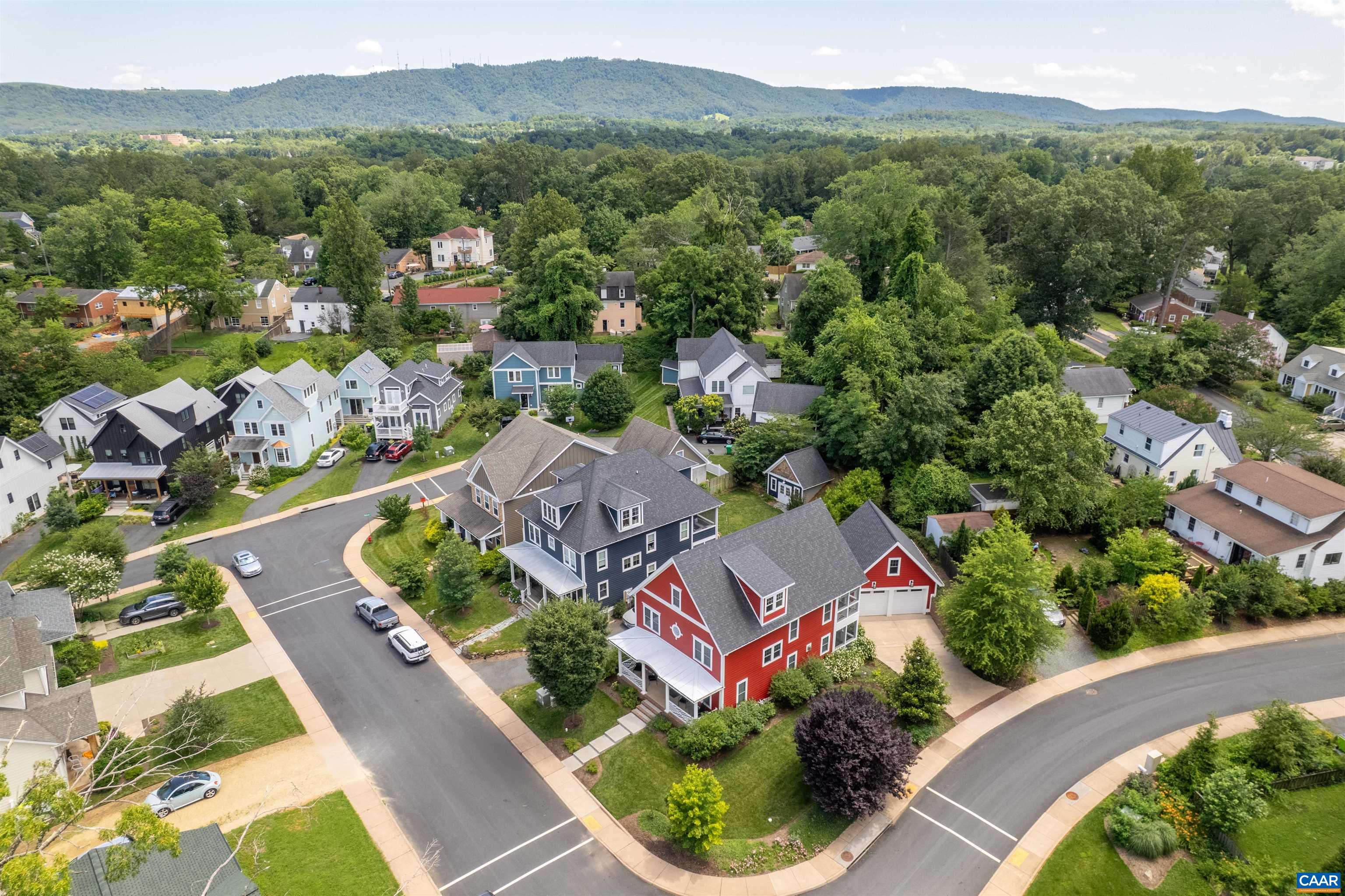 100 OAK LAWN DR, CHARLOTTESVILLE, Virginia 22903, 3 Bedrooms Bedrooms, ,3 BathroomsBathrooms,Residential,100 OAK LAWN DR,666148 MLS # 666148