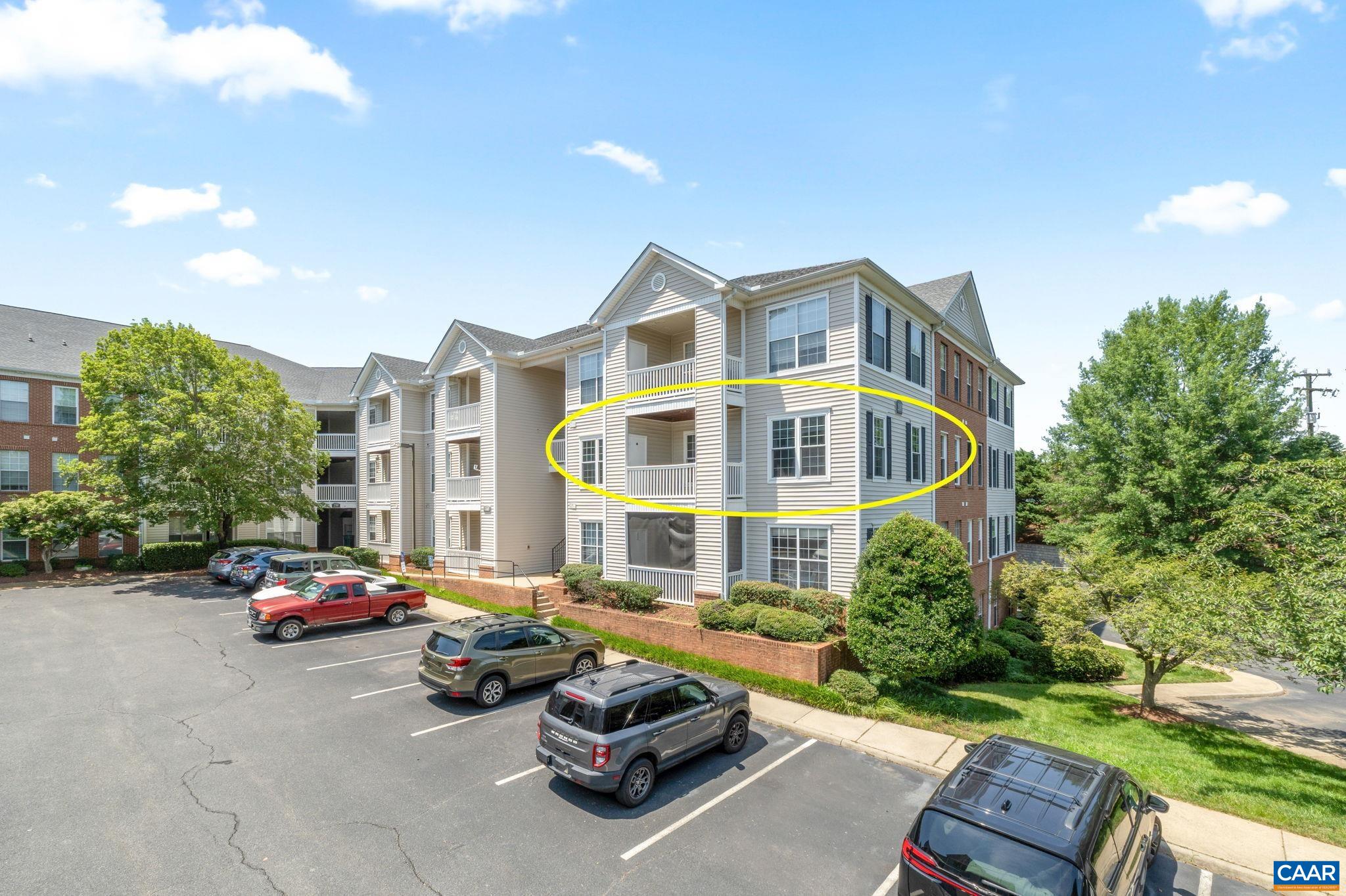 260 RIVERBEND DR, CHARLOTTESVILLE, Virginia 22911, 2 Bedrooms Bedrooms, ,2 BathroomsBathrooms,Residential,260 RIVERBEND DR,666150 MLS # 666150