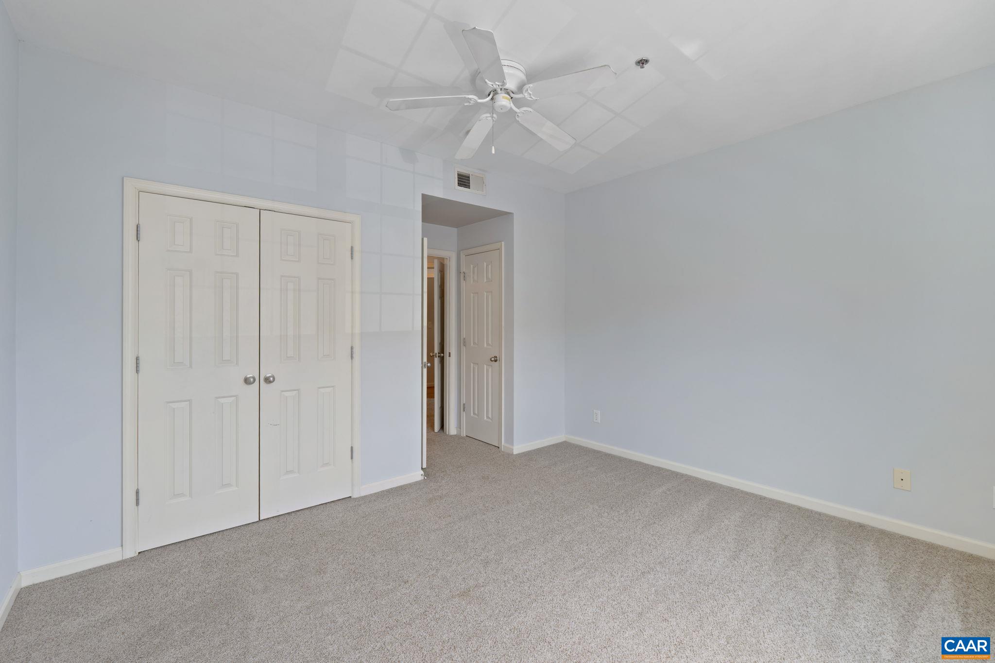 260 RIVERBEND DR, CHARLOTTESVILLE, Virginia 22911, 2 Bedrooms Bedrooms, ,2 BathroomsBathrooms,Residential,260 RIVERBEND DR,666150 MLS # 666150