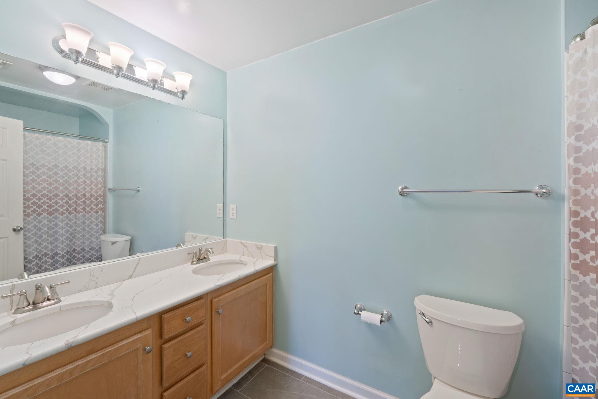 260 RIVERBEND DR, CHARLOTTESVILLE, Virginia 22911, 2 Bedrooms Bedrooms, ,2 BathroomsBathrooms,Residential,260 RIVERBEND DR,666150 MLS # 666150