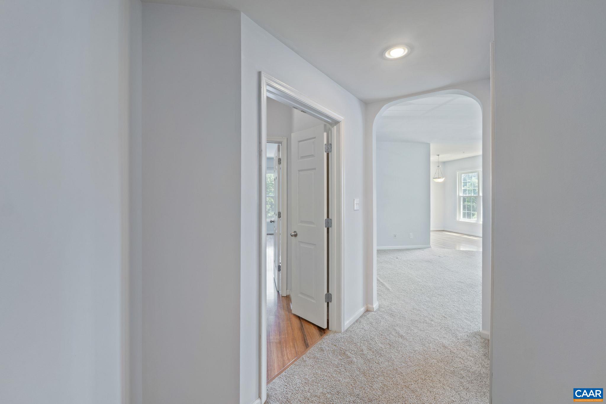 260 RIVERBEND DR, CHARLOTTESVILLE, Virginia 22911, 2 Bedrooms Bedrooms, ,2 BathroomsBathrooms,Residential,260 RIVERBEND DR,666150 MLS # 666150