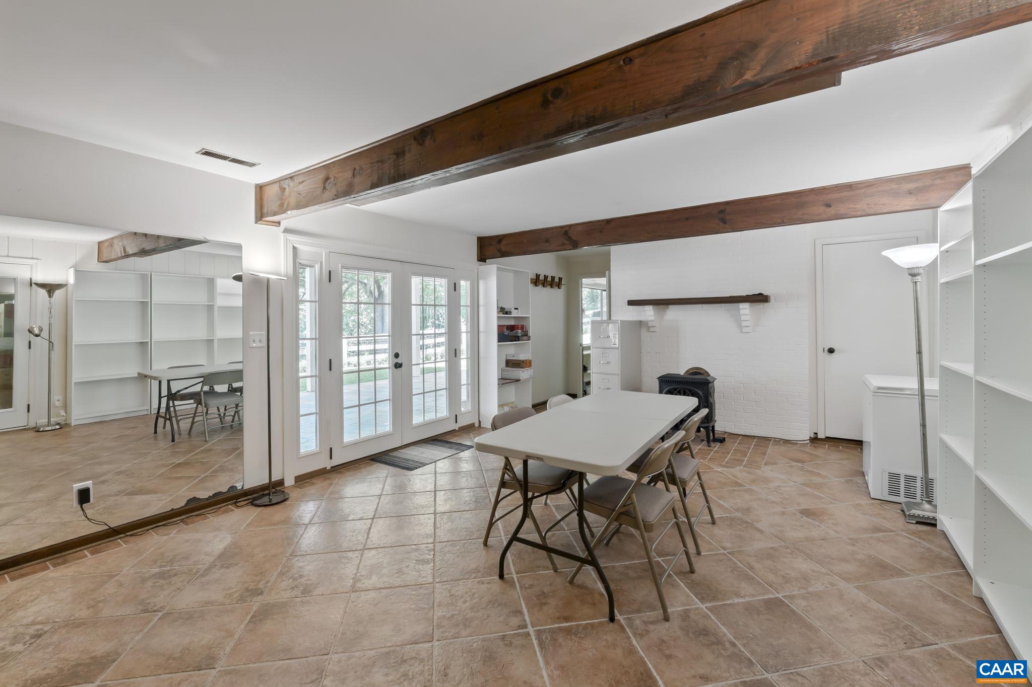 310 GLOUCESTER RD, CHARLOTTESVILLE, Virginia 22901, 4 Bedrooms Bedrooms, ,3 BathroomsBathrooms,Residential,310 GLOUCESTER RD,666174 MLS # 666174