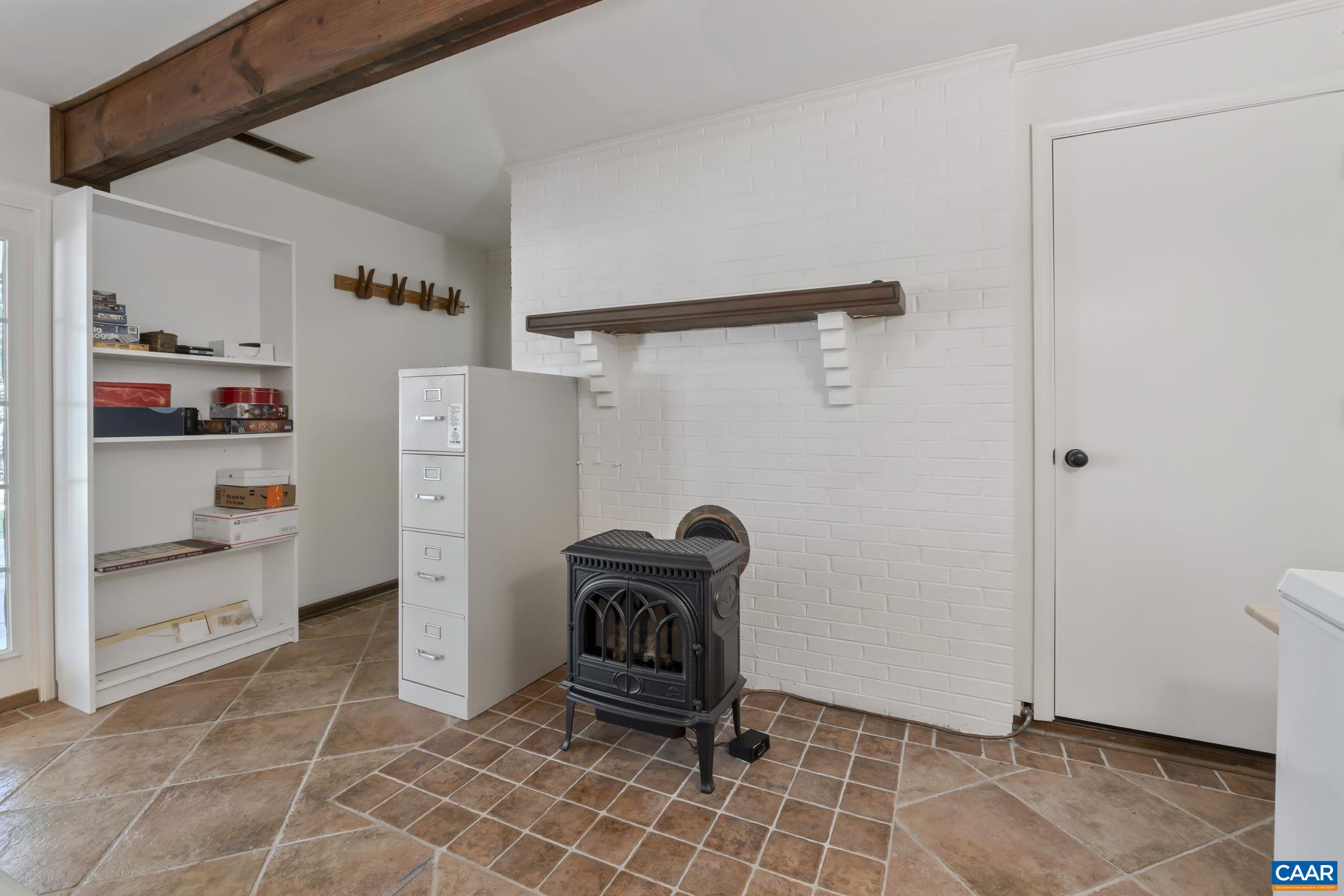 310 GLOUCESTER RD, CHARLOTTESVILLE, Virginia 22901, 4 Bedrooms Bedrooms, ,3 BathroomsBathrooms,Residential,310 GLOUCESTER RD,666174 MLS # 666174