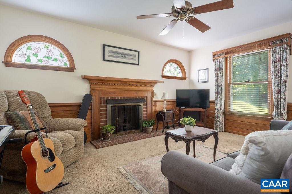 1754 HEARTHGLOW LN, CHARLOTTESVILLE, Virginia 22901, 4 Bedrooms Bedrooms, ,2 BathroomsBathrooms,Residential,1754 HEARTHGLOW LN,666193 MLS # 666193