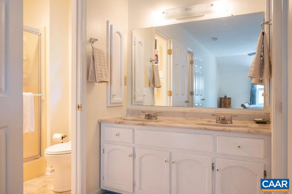 1754 HEARTHGLOW LN, CHARLOTTESVILLE, Virginia 22901, 4 Bedrooms Bedrooms, ,2 BathroomsBathrooms,Residential,1754 HEARTHGLOW LN,666193 MLS # 666193