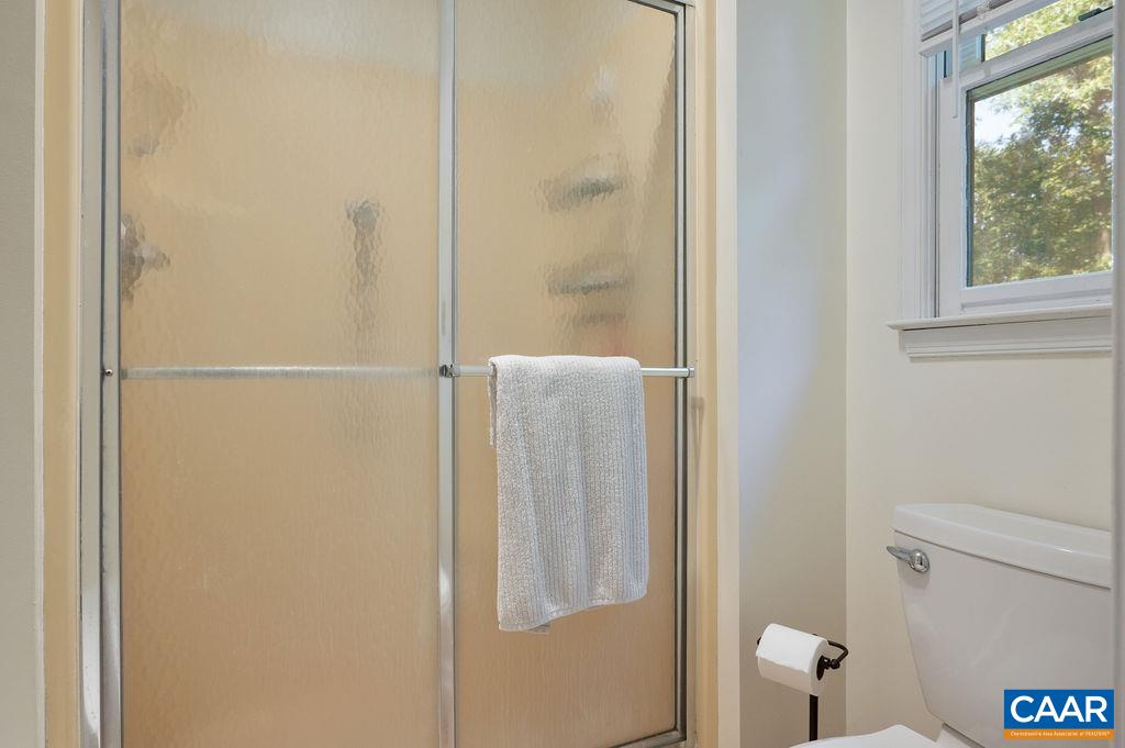 1754 HEARTHGLOW LN, CHARLOTTESVILLE, Virginia 22901, 4 Bedrooms Bedrooms, ,2 BathroomsBathrooms,Residential,1754 HEARTHGLOW LN,666193 MLS # 666193
