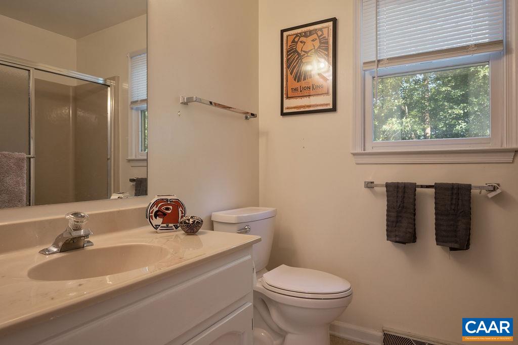 1754 HEARTHGLOW LN, CHARLOTTESVILLE, Virginia 22901, 4 Bedrooms Bedrooms, ,2 BathroomsBathrooms,Residential,1754 HEARTHGLOW LN,666193 MLS # 666193