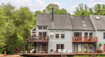 11150 GLADE DR, RESTON, Virginia 20191, 4 Bedrooms Bedrooms, ,3 BathroomsBathrooms,Residential,For sale,11150 GLADE DR,VAFX2204580 MLS # VAFX2204580